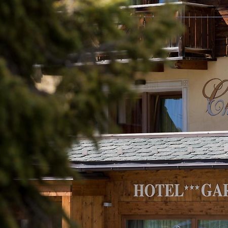 Hotel Champagne Livigno Exteriör bild