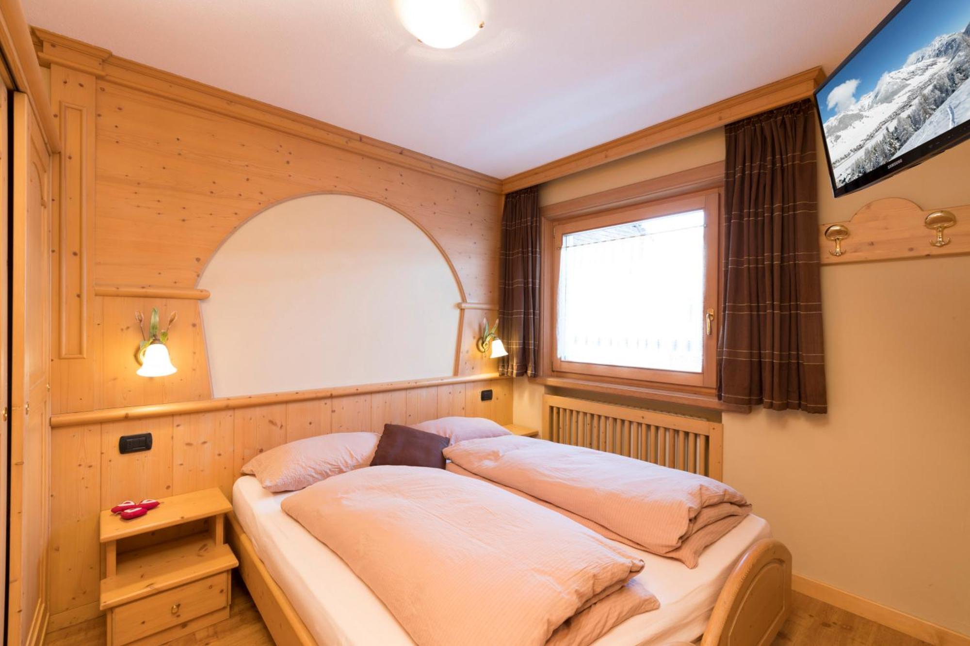 Hotel Champagne Livigno Exteriör bild