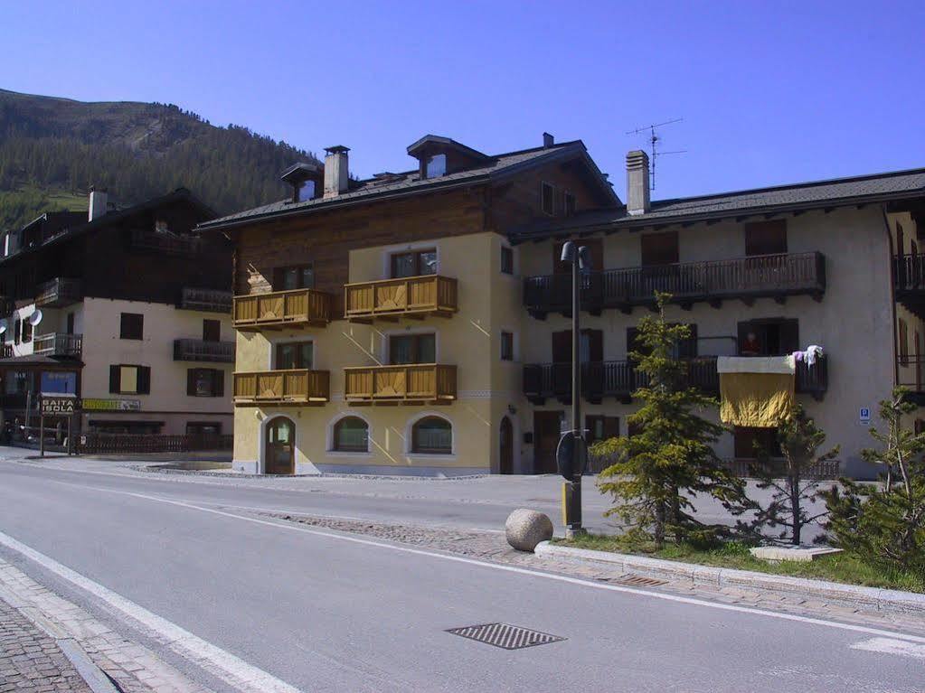 Hotel Champagne Livigno Exteriör bild